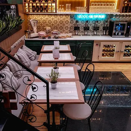 Apartahotel Greek Gastronomy Center