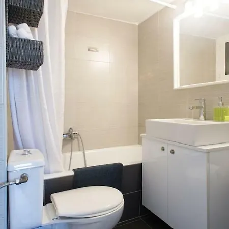 58sqm Renovated Homm In Agkilis Street Apartment *