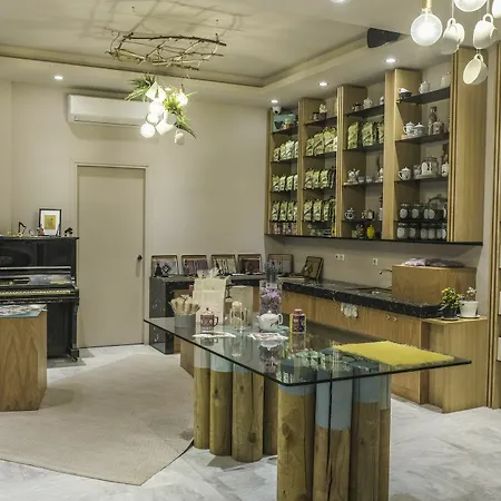 Lotus Center Hotel 4*