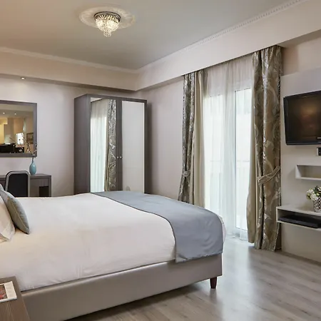 Ava And Otel 4*