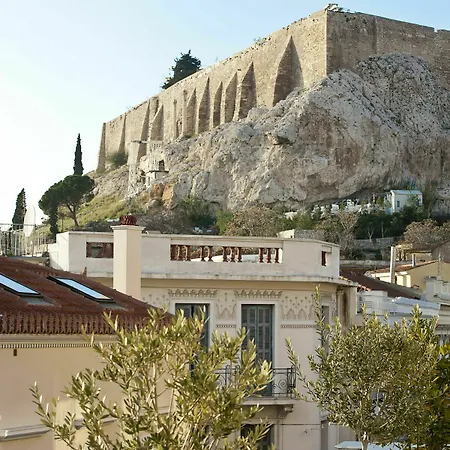Hotel Ava And