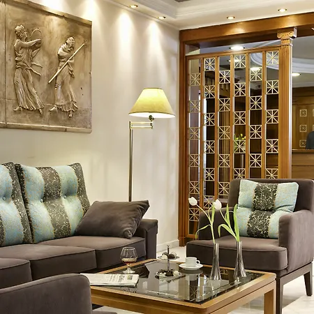 Hotel Ava And