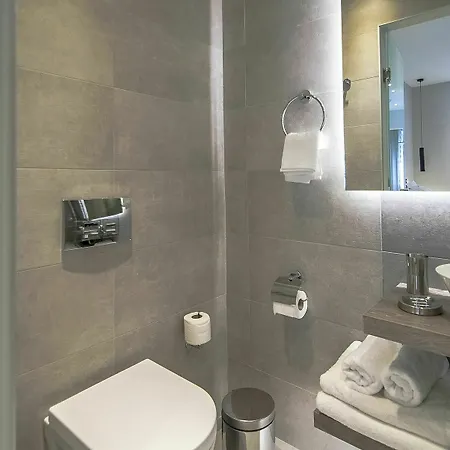 Hotel Acropolis 2*