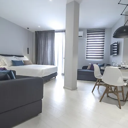 Hotel Acropolis 2*