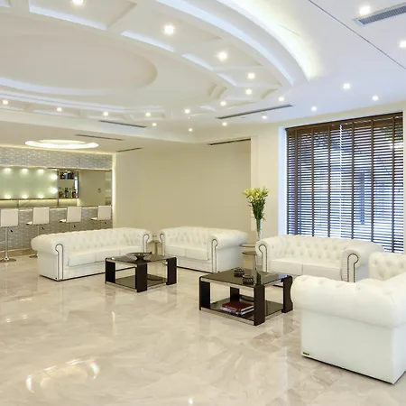 Avenue Hotel