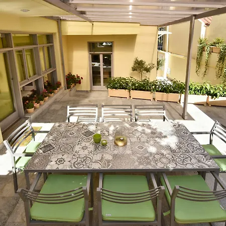 Villa Olivia Αθήνα