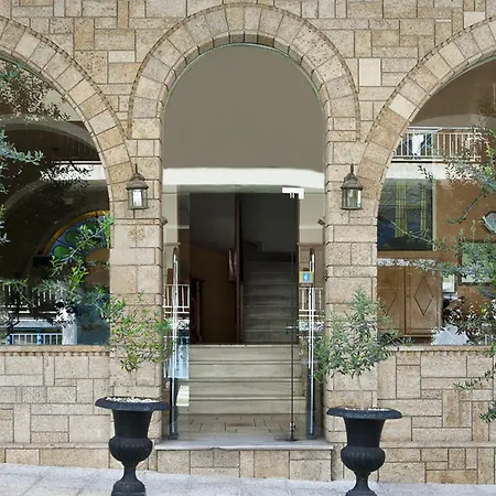 Elizabeth Hotel 2*