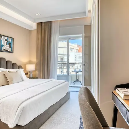 Athenian Foss Hotel 3*