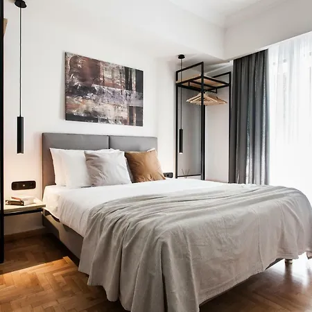 Apartment Modern Minimalist 3bd In Hilton District By Upstreet Athens