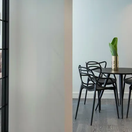 Glyfada South42 Αθήνα