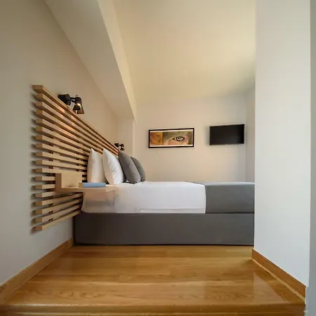 Fos Downtown 3*