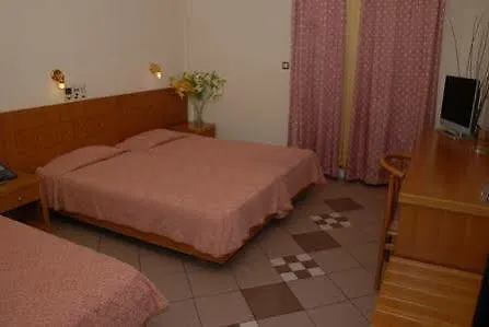 Achillion Афины