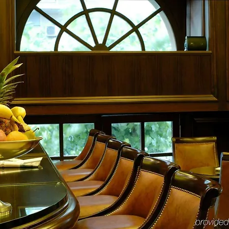 Hotel Hera 4*