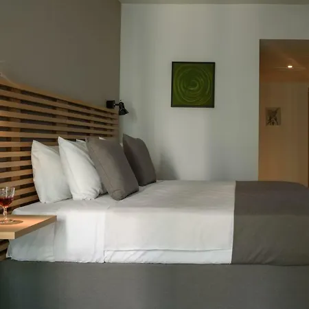 Fos Downtown 3*