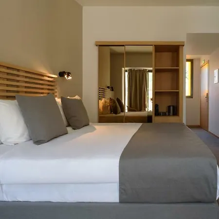 Fos Downtown 3*