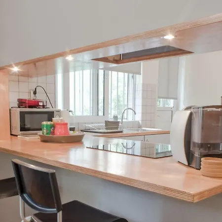 Affordable Luxury Garden Apartment *