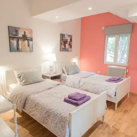 Apartment Affordable Luxury Garden