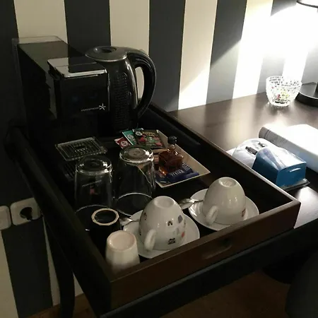 Edition Hotel