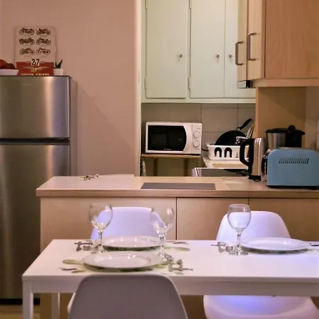 Cozy Studio Downtown Athens/kolonaki Apartment