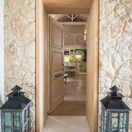 Dreamy House Near Acropolis Apartment