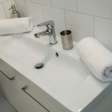 Modern Next To Acropolis Athina Apartment *