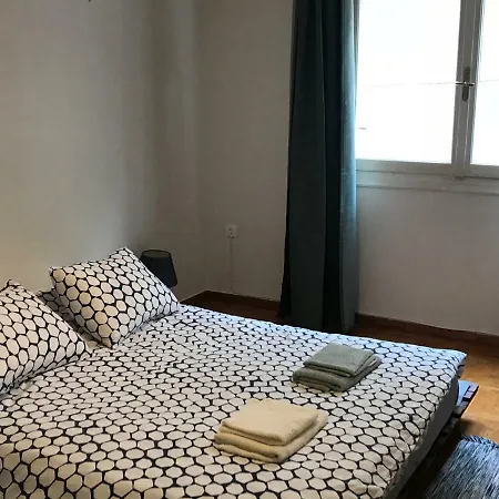 Holodek : Rizari Apartment *