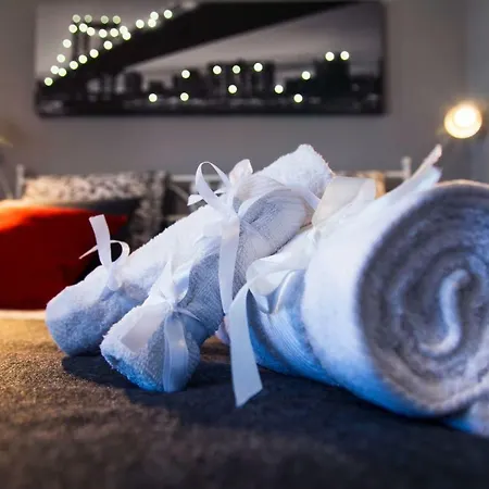 'romeo & Juliet' Cozy With Breathtaking View *