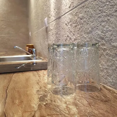 Apartment John Beauty 50m2, Metro And Acropolis 5' *