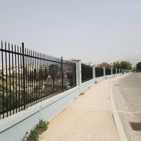 John Beauty 50m2, Metro And Acropolis 5'