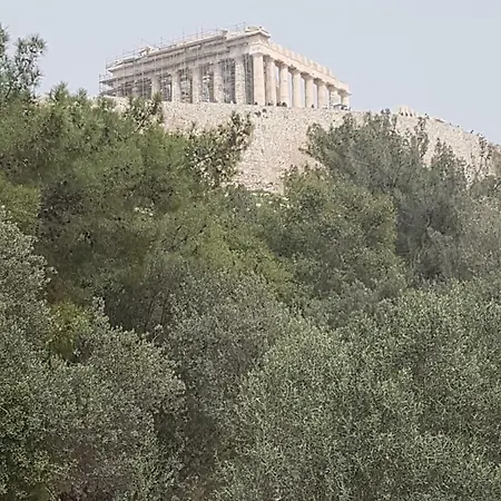 John Beauty 50m2, Metro And Acropolis 5'