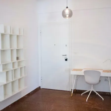 Stylish 2 Bedroom Apartment