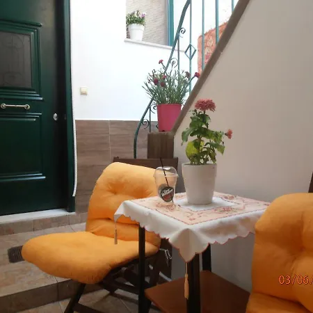 Ellada 11 - Artist Gallery Apartment Athens