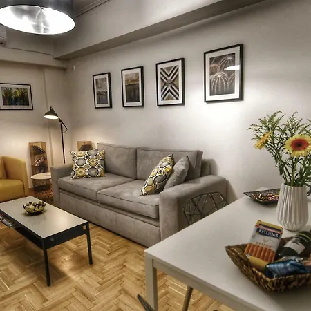 Koukaki Location 3rd Floor 2bdr Apartment