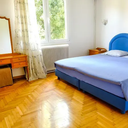 Chalandri Away Apartment *