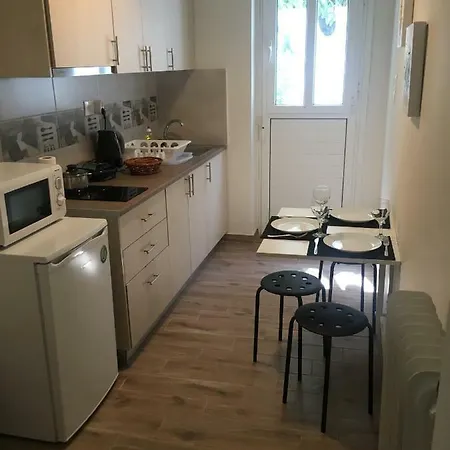 Apartment Lovely Place To Be
