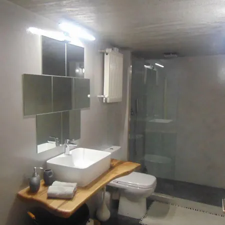 Hilton Area Apartamento Atenas
