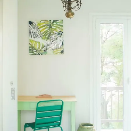 Seaside Apt Athens
