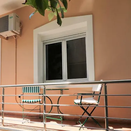 City Aparthotel *