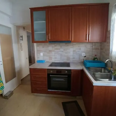 Apartment Proteus