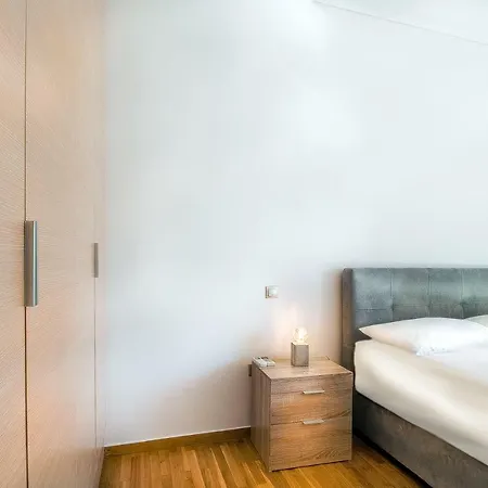 Apartment Luxurious 2bedroom Flat Near Center *