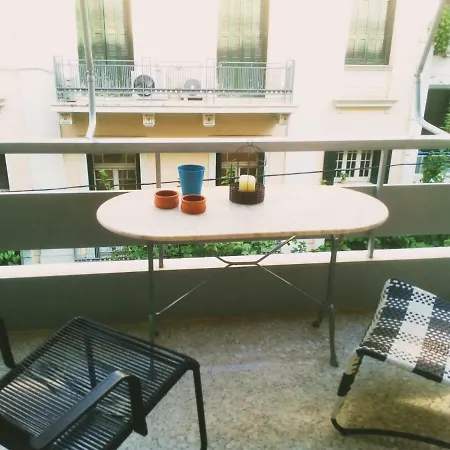 Apartment Downtown Boho 1 Min From Metro Athens
