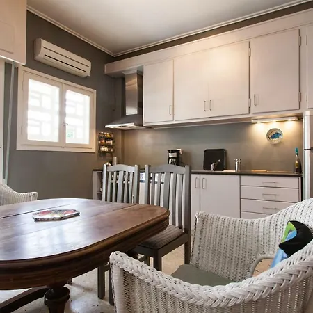 Apartment 2 Bedroom Artist's - So Athens