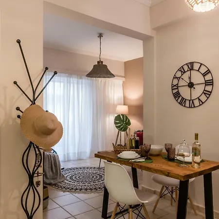 Acropolis, Urban Lifestyle Apartment Athens