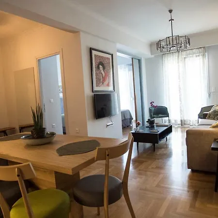 Elegant 2 Bedroom Under Acropolis Lägenhet *
