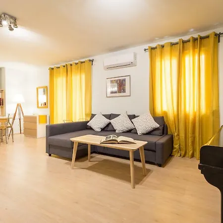 Downtown Urban Flat For 4 People In Plaka Appartement Athènes
