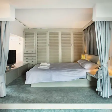 Penthouse On 6th Floor Апартаменты Афины