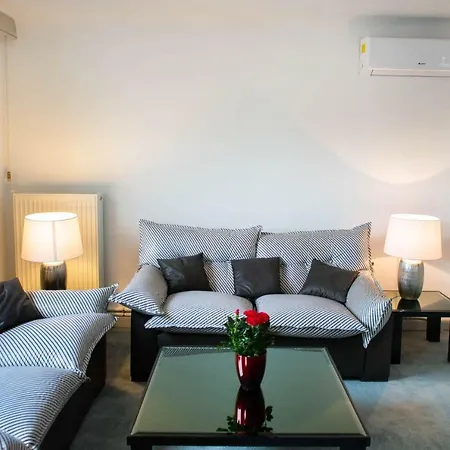 Penthouse On 6th Floor Апартаменты