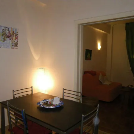 By Lycabettus In The City-heart Close To Acropolis Apartment