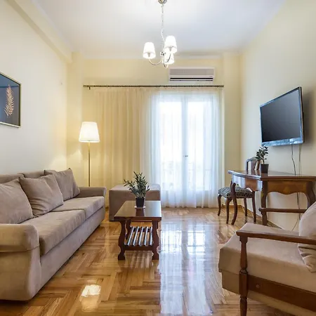 Chic Flat In Kolonaki Next To American Embassy Apartment