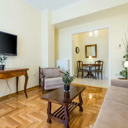 Chic Flat In Kolonaki Next To American Embassy Athens